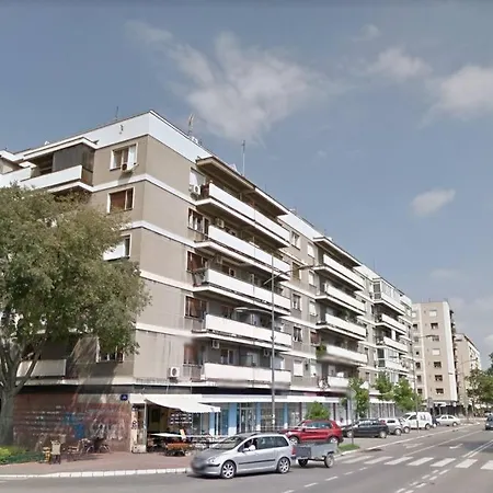 Center, Private Garage, Danube & Fortress, 3 Bdrm 2 Bath